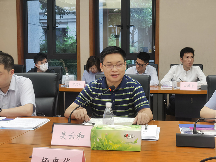 重慶頒發(fā)首批行政辦事員技能等級(jí)證書 以專業(yè)化培訓(xùn)強(qiáng)化服務(wù)效能